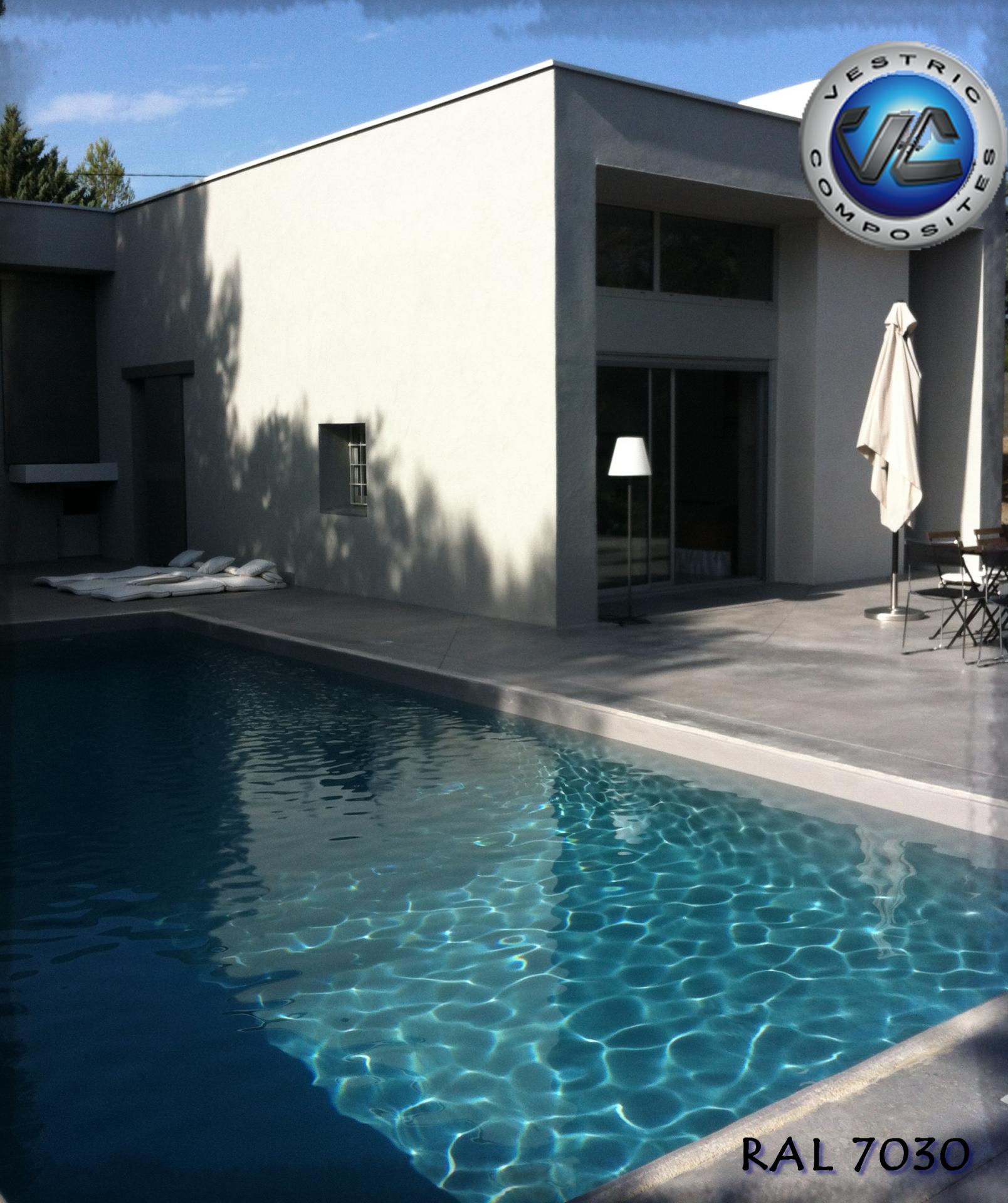 Couleur piscine en eau ral 7030 gris pierre anthracite vestric composites 10