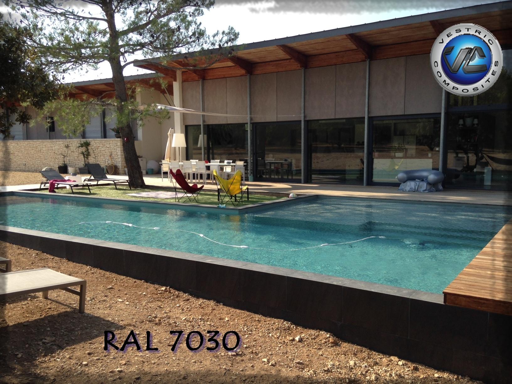 Couleur piscine en eau ral 7030 gris pierre anthracite vestric composites 4