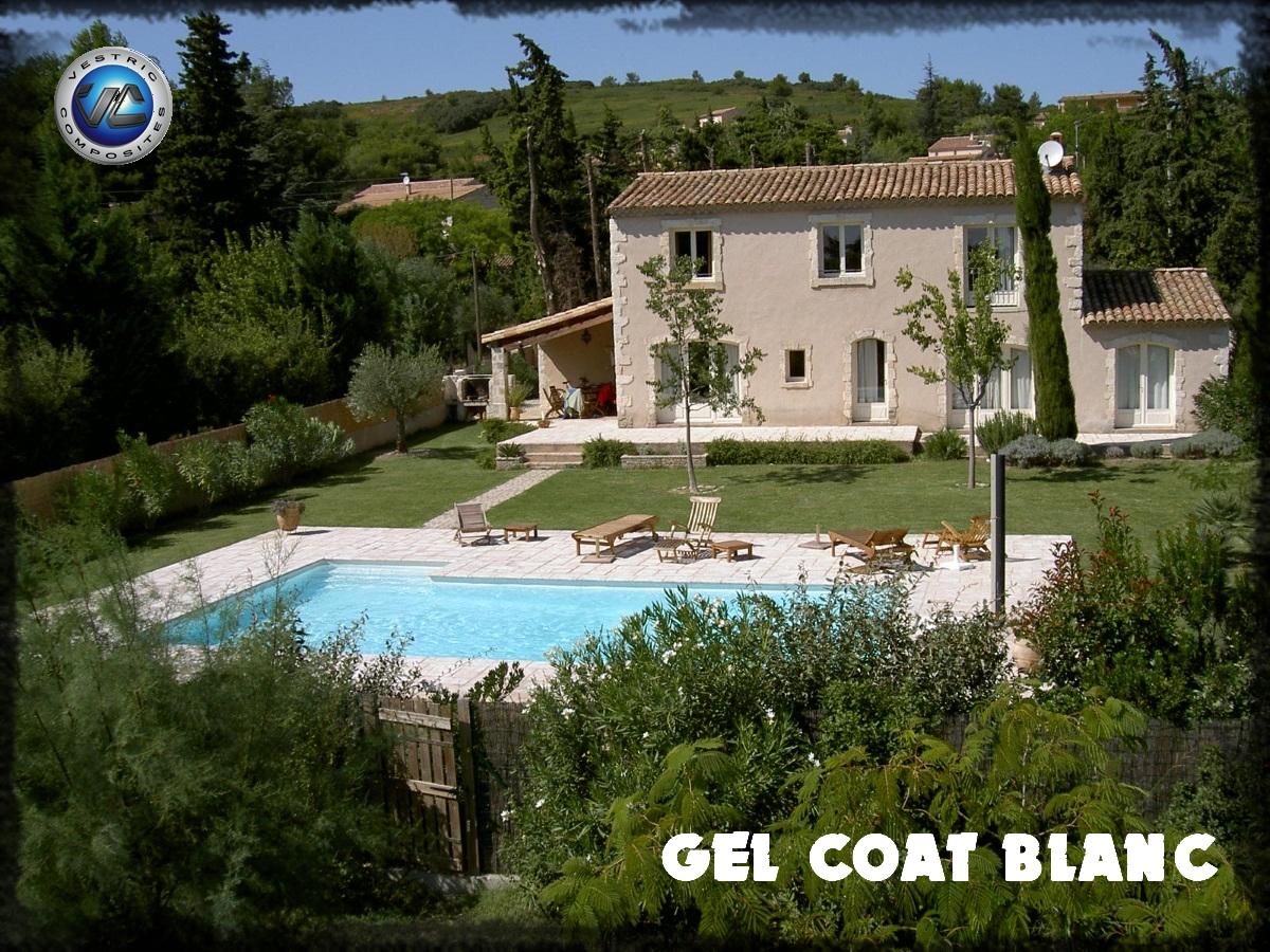 Piscine en eau couleur resine gel coat blanc 11