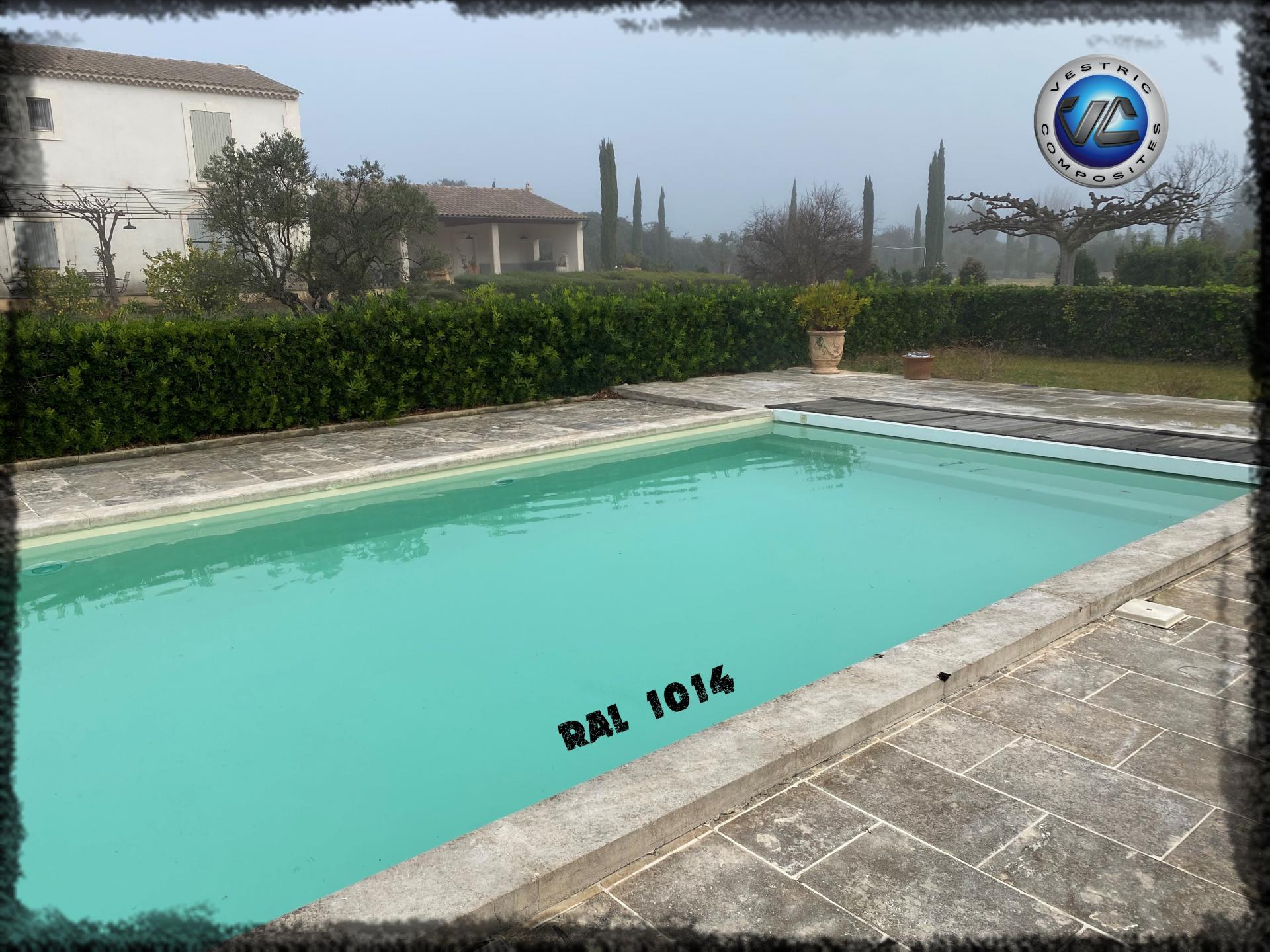 Ral 1014 couleur ivoire piscine en eau vestric composites 3