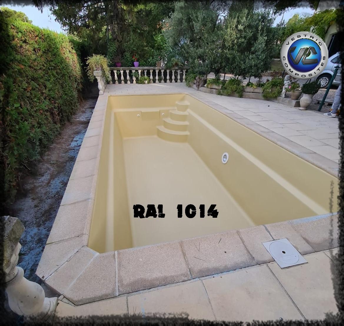 Ral 1014 couleur ivoire piscine en eau vestric composites 4