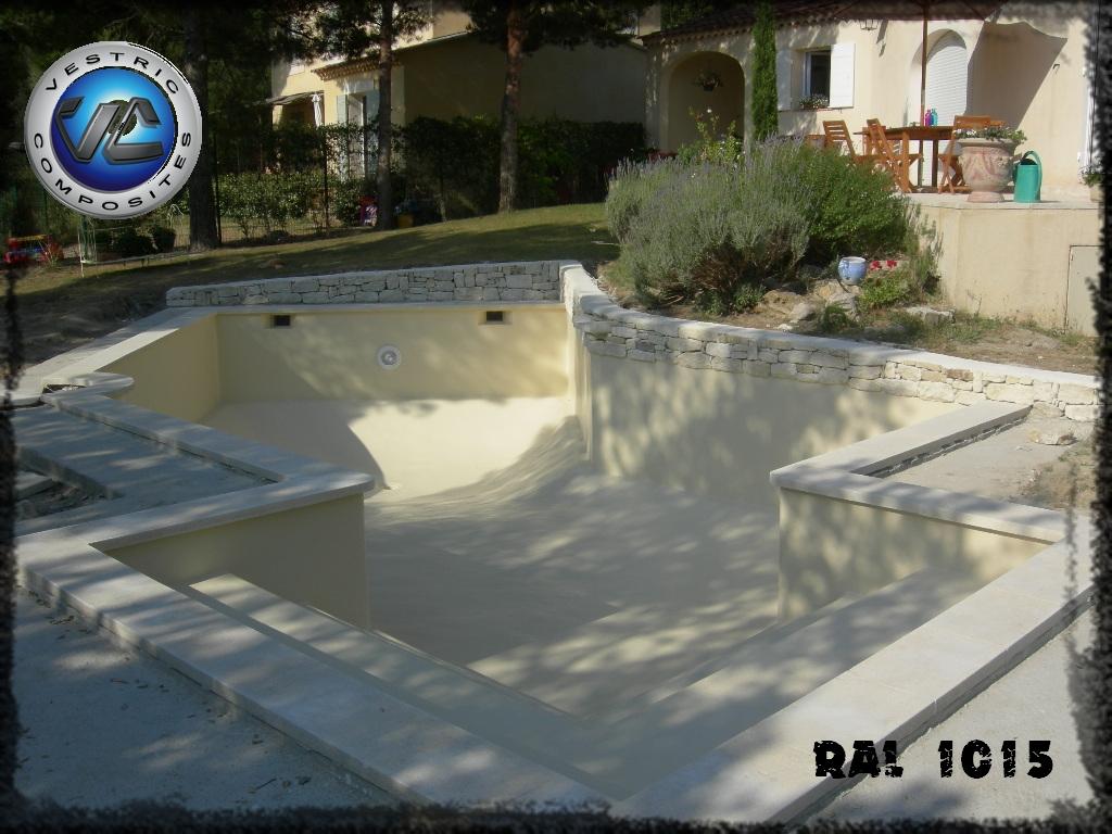 Ral 1015 couleur ivoire clair piscine en eau vestric composites 4