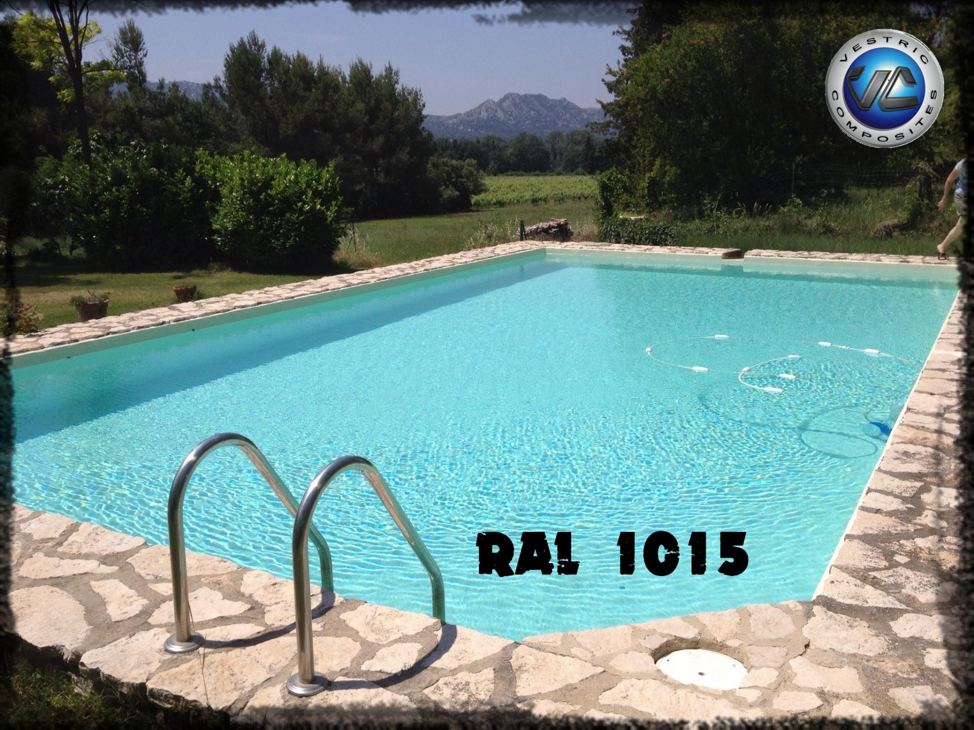 Ral 1015 couleur ivoire clair piscine en eau vestric composites 6