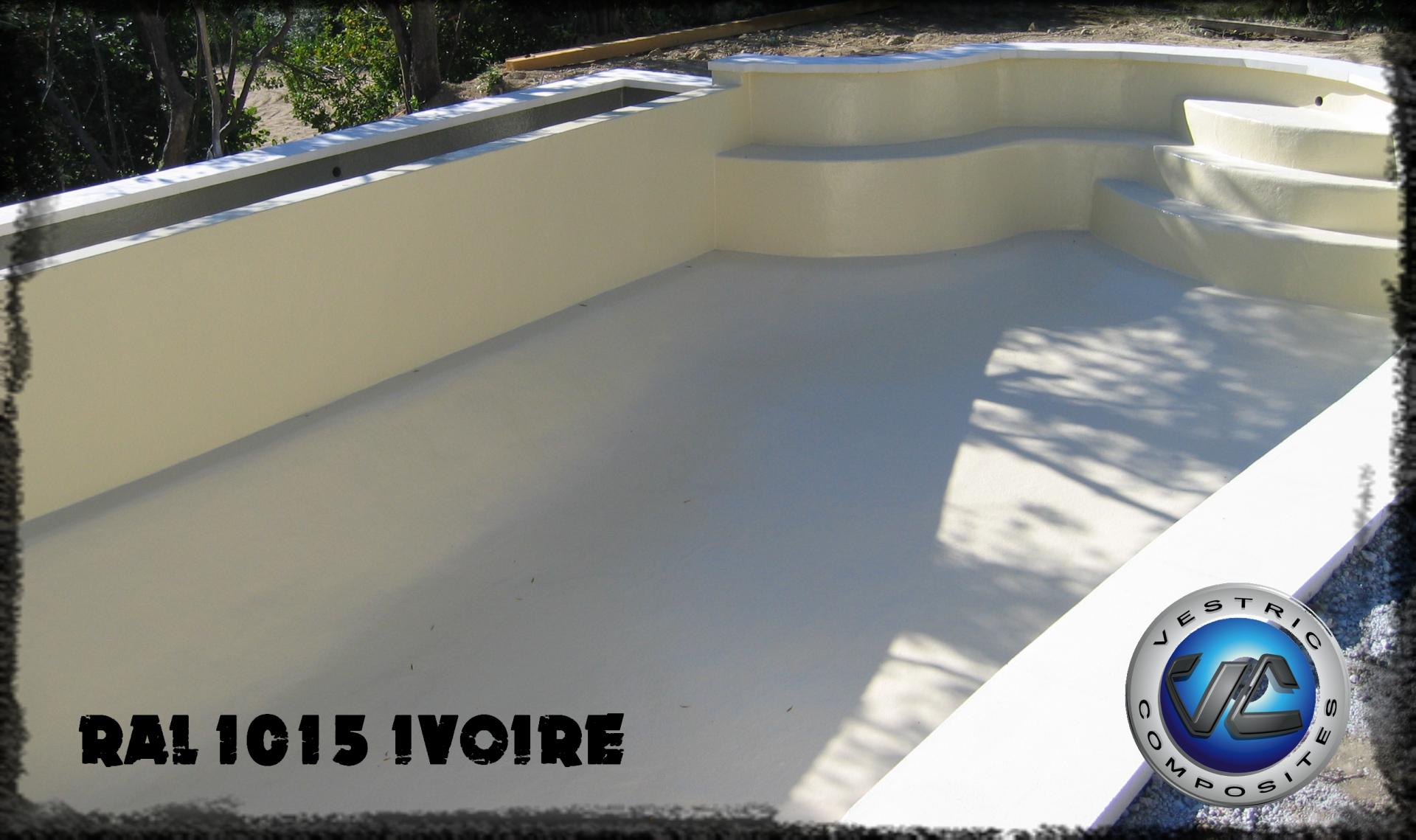 Ral 1015 couleur ivoire clair piscine en eau vestric composites 8